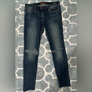 AUTHENTIC JOE’S JEANS THE ICON SKINNY JEAN IN SIZE 30